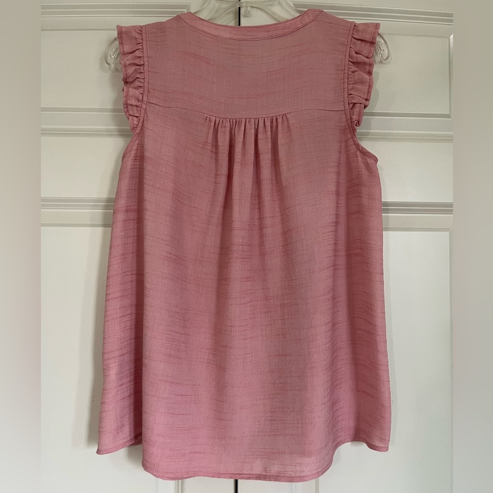 Doe & Rae Ruffle Cap Sleeve Button Down Top Size Medium - Picture 6 of 14